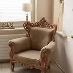 Vogelnest Zentral In Mit Pool アパート ミュールハウゼン