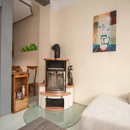 Vogelnest Zentral In Mit Pool Apartment Muehlhausen (Thuringia)