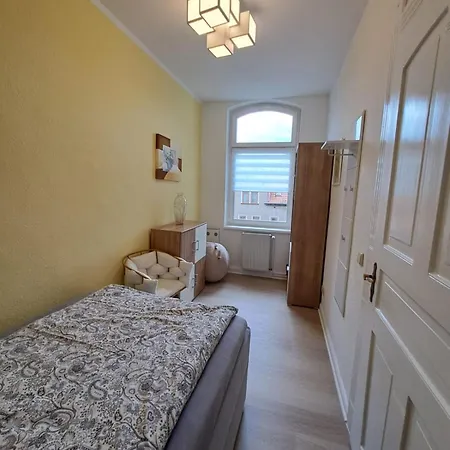 Apartamento Vogelnest Zentral In Mit Pool Mühlhausen