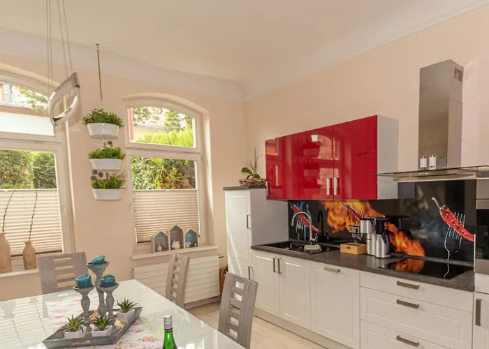 Vogelnest Zentral In Mit Pool 米尔豪森