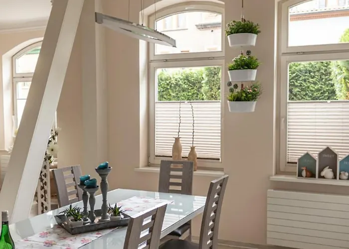 Vogelnest Zentral In Mit Pool * Mühlhausen