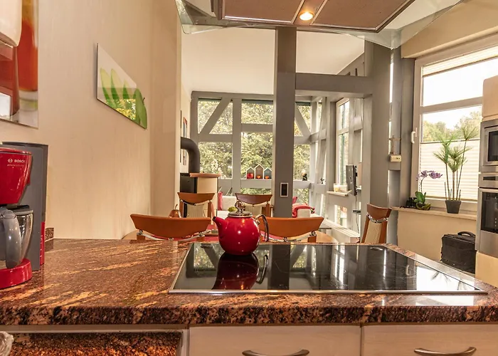 Vogelnest Zentral In Mit Pool *